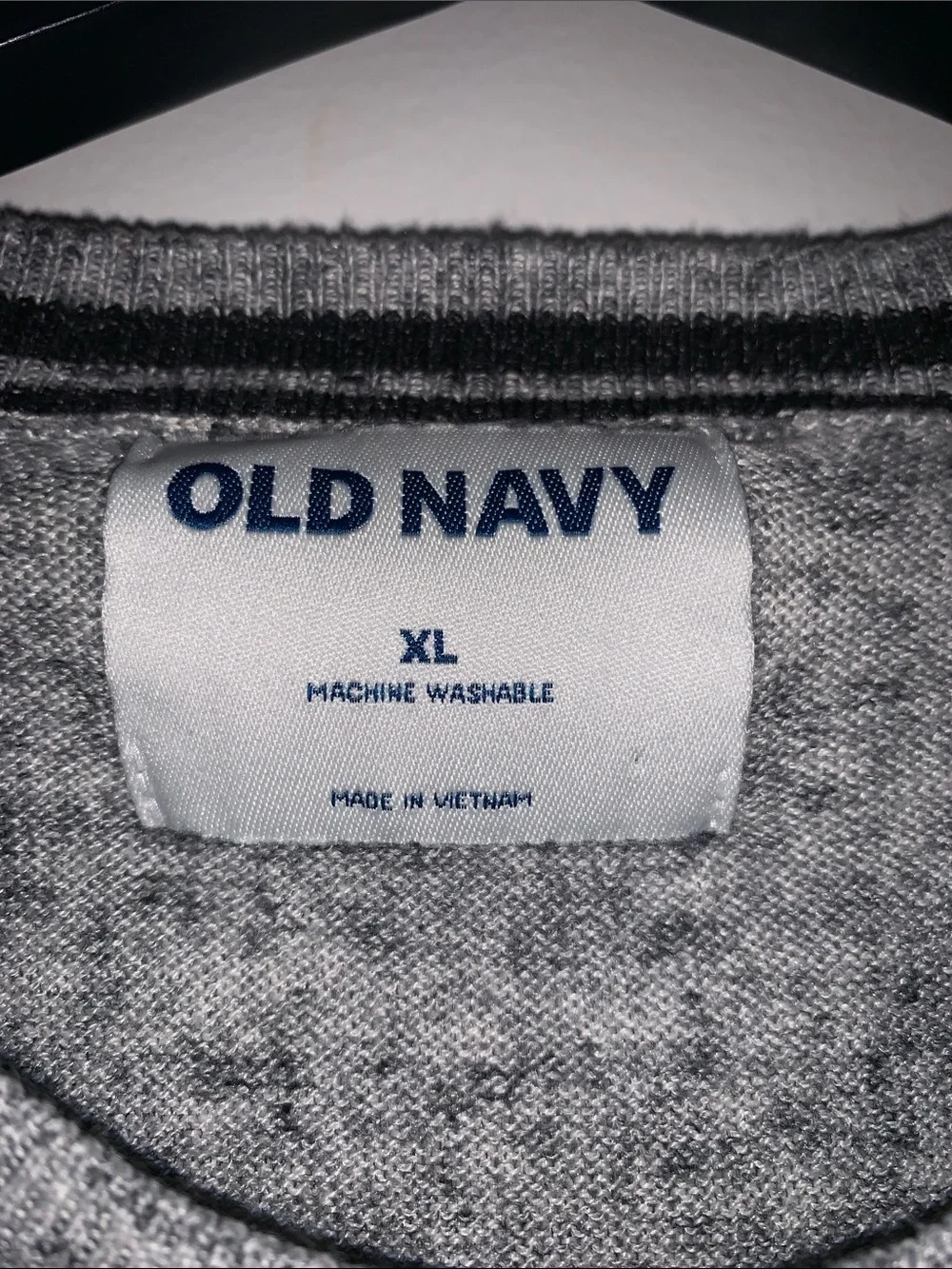 Old Navy Men's Heather Gray Long-Sleeve Crewneck Sweater